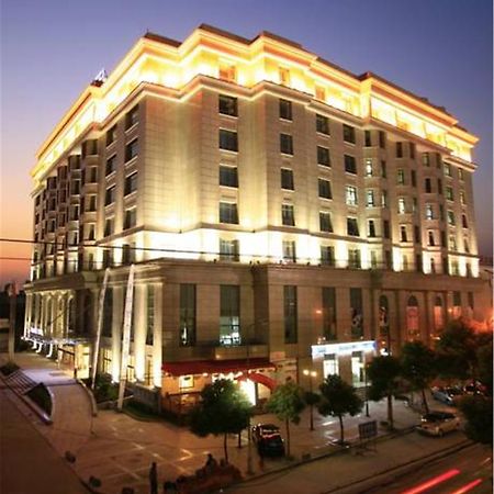 Radiance Hotel Shanghai Exterior photo