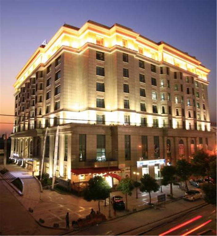 Radiance Hotel Shanghai Exterior photo