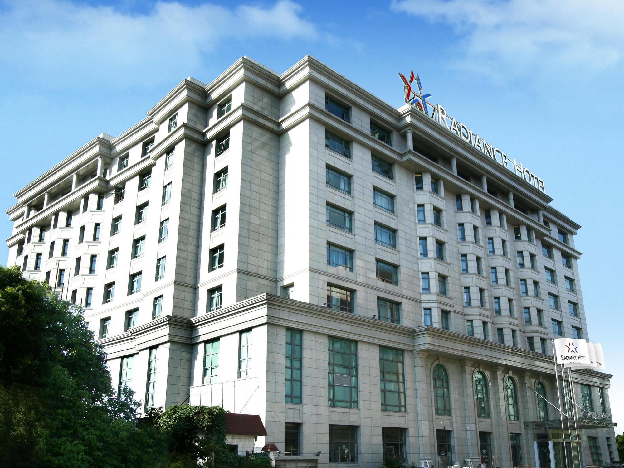 Radiance Hotel Shanghai Exterior photo